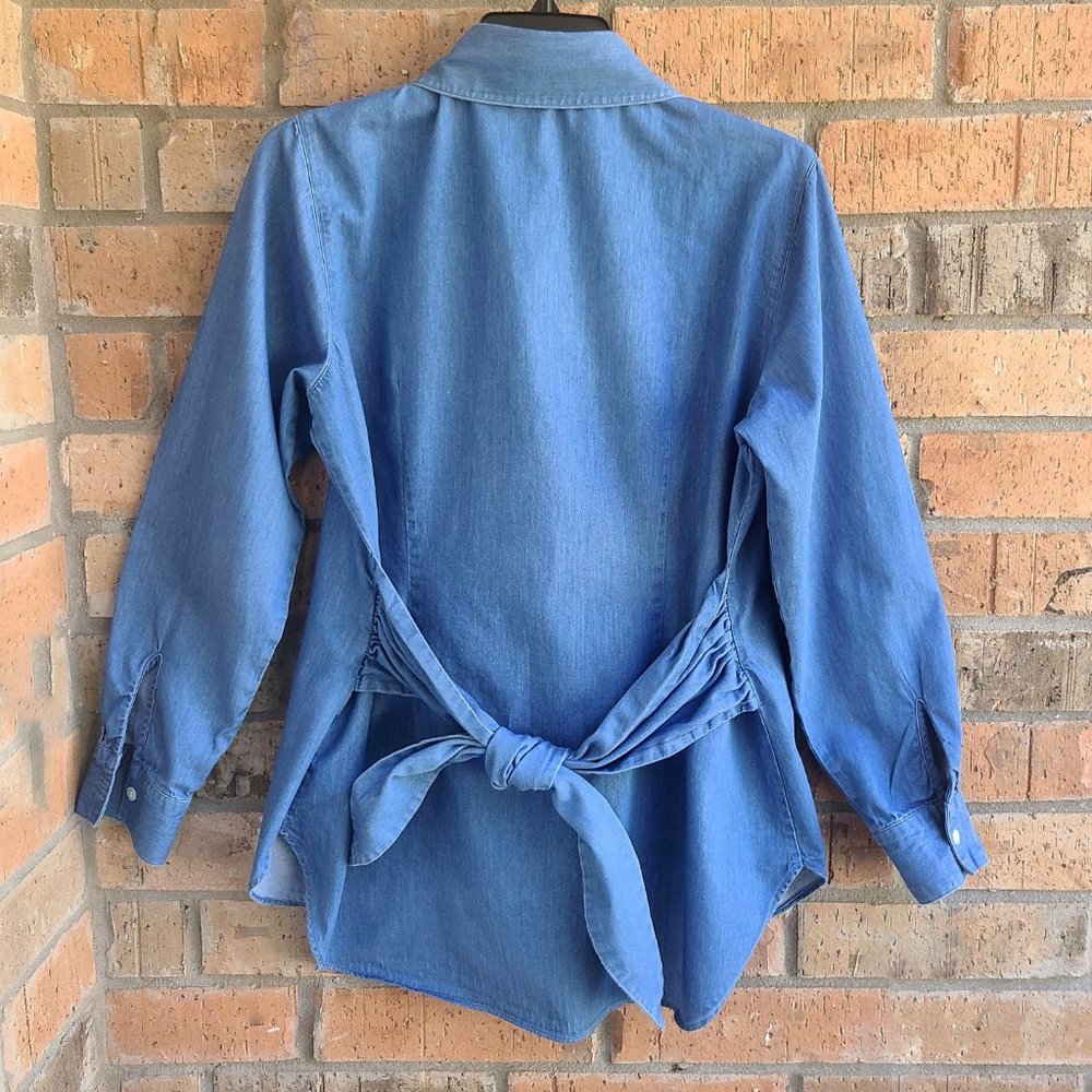 Signature Weekend Womens Top Blouse Button Front Long Sleeves Back Tie Size M - Picture 2 of 7